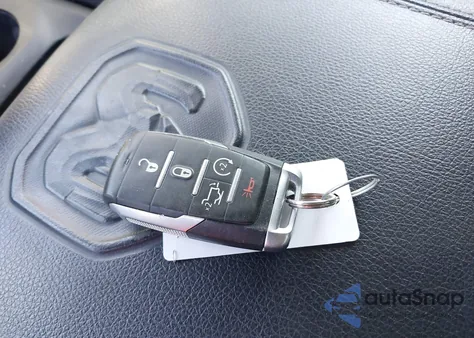 2021 Ram 1500 Laramie 4X4 5'7 Box from USA, damaged, VIN 1C6SRFJT2MN639748